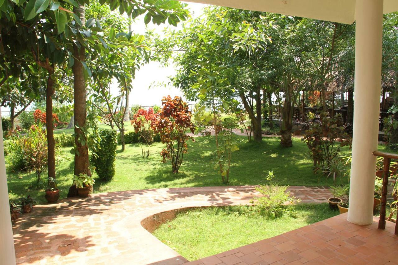 The Eco Hotel Varkala Exterior photo